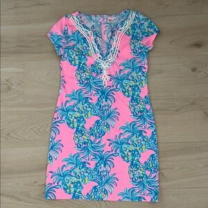Lilly Pulitzer Pink Tropical Shift Dress with Blue Pineapple Print Size Small